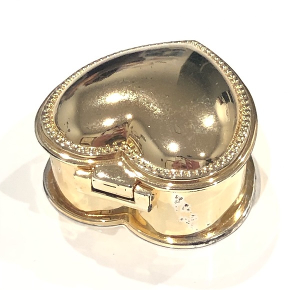 Vintage Silver Heart Candle Box - Picture 7 of 13